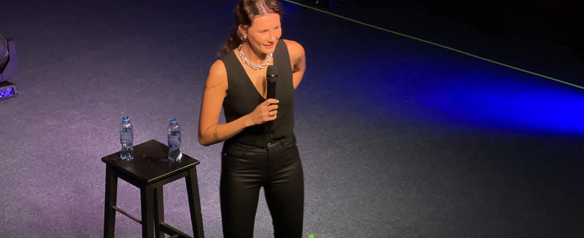 Wiolka Walaszczyk Stand-up | Mleczarnia z Przecławia